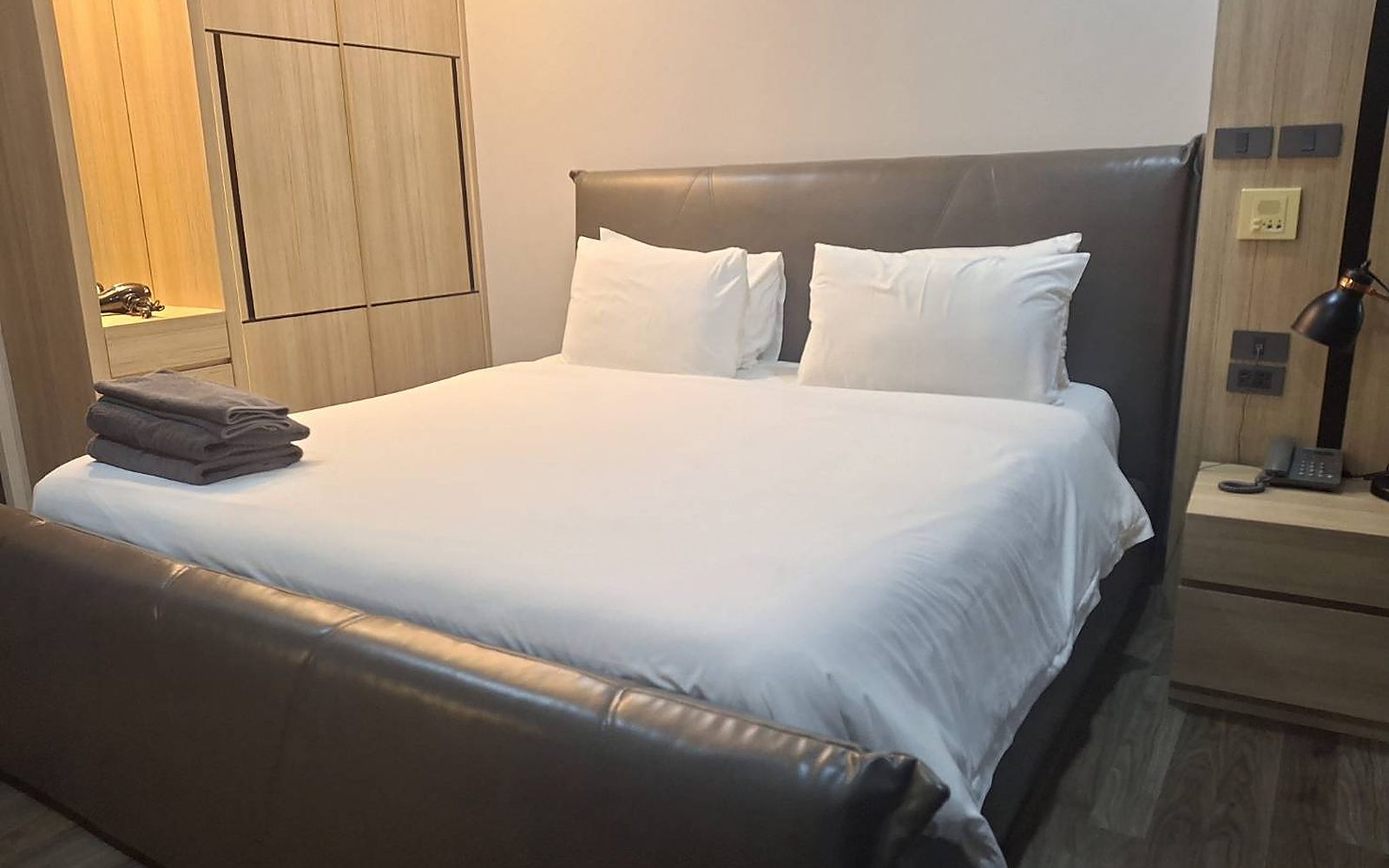 Family Room – เตียงใหญ่ 1 เตียง สำหรับผู้ปกครอง